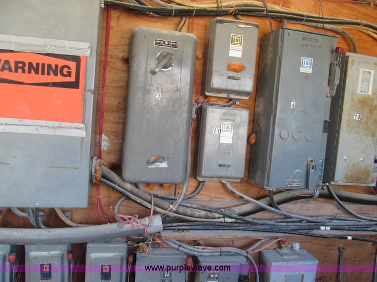 image for item F4743 Plant control house