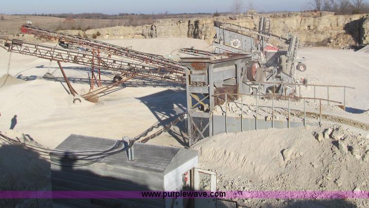 image for item F4747 Duo-Vibe two deck screen