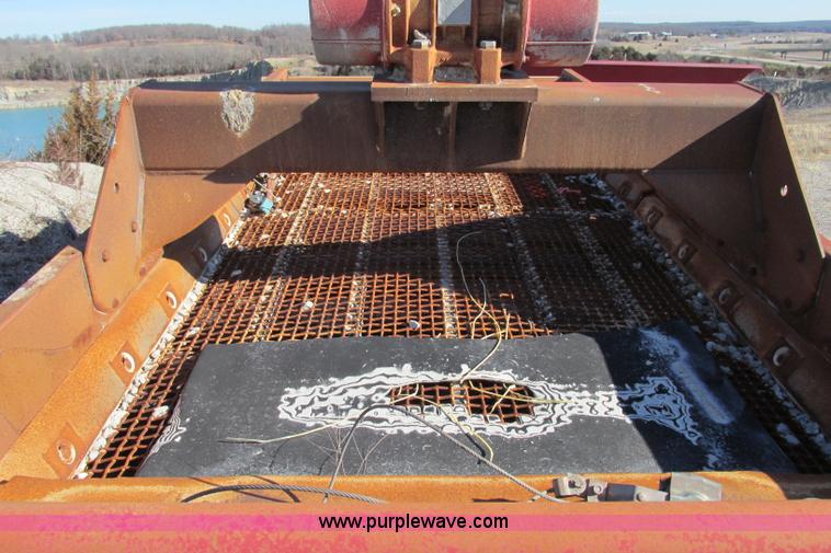 image for item F4747 Duo-Vibe two deck screen