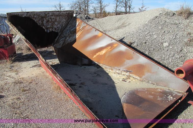 image for item F4747 Duo-Vibe two deck screen