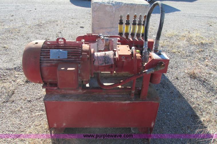 image for item F4747 Duo-Vibe two deck screen