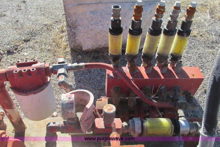 image for item F4747 Duo-Vibe two deck screen