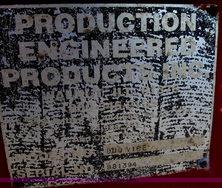 image for item F4747 Duo-Vibe two deck screen