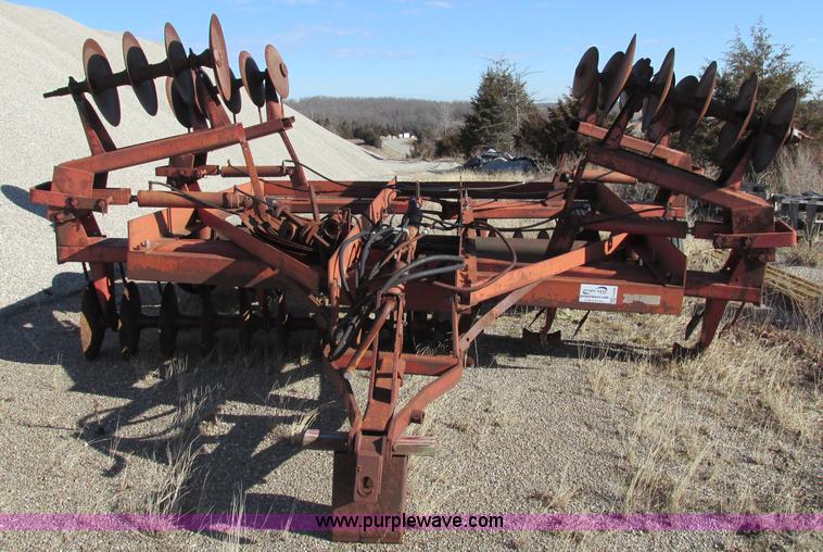 image for item F4748 International Harvester disk