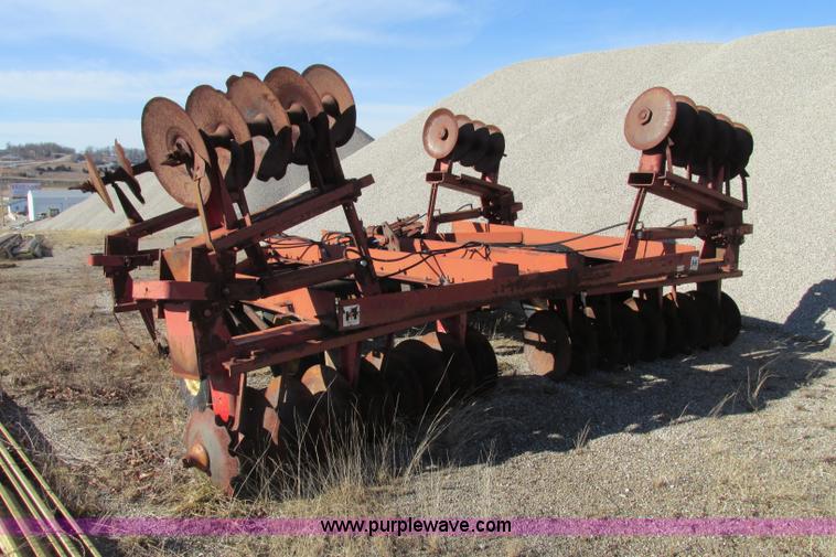 image for item F4748 International Harvester disk