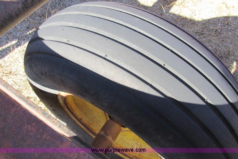 image for item F4748 International Harvester disk