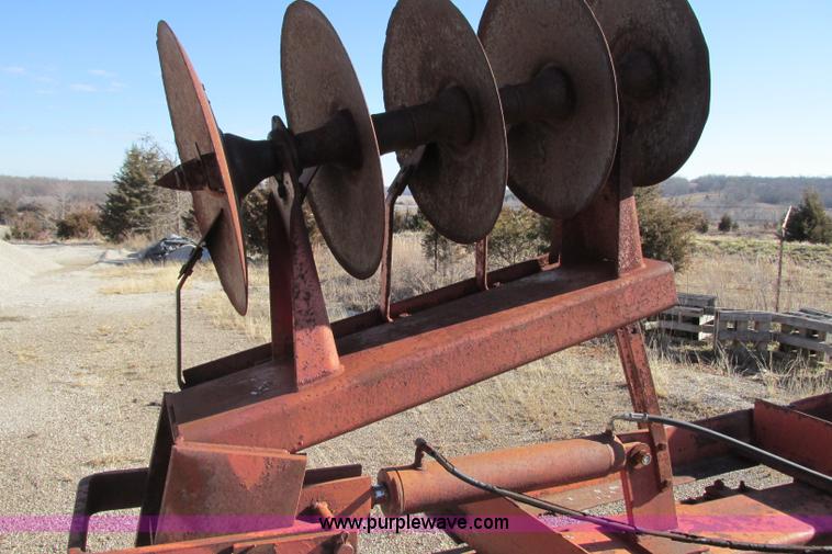 image for item F4748 International Harvester disk