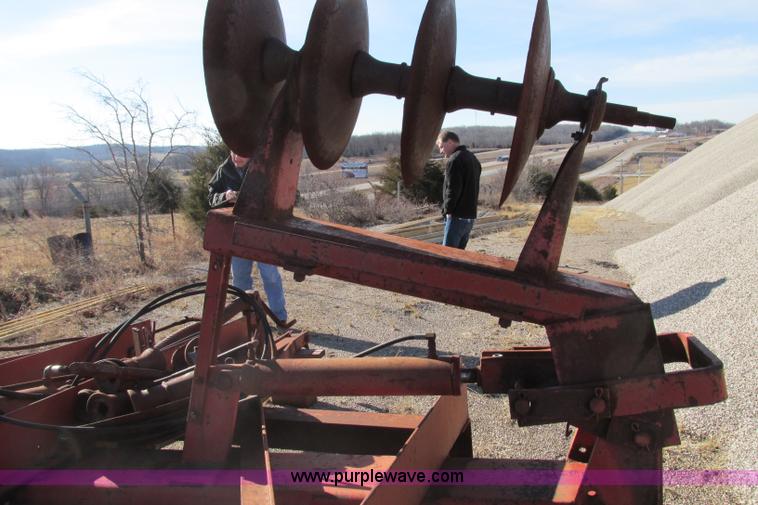 image for item F4748 International Harvester disk