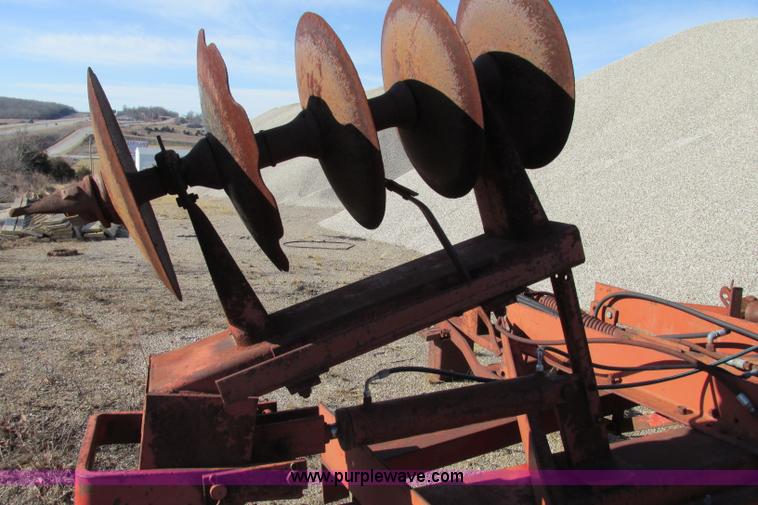 image for item F4748 International Harvester disk