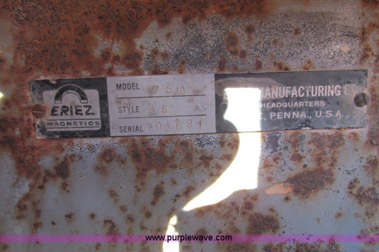 image for item F4750 Syntron 75A feed hopper