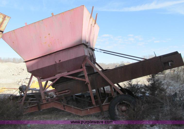 image for item F4752 Shop built feed hopper