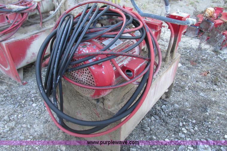 image for item F4756 Production Engineered Products hydraulic motor