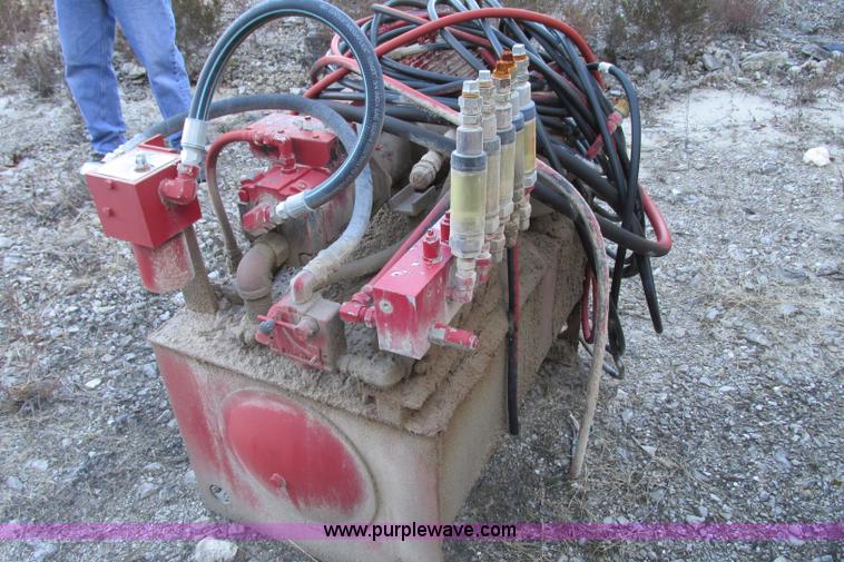 image for item F4756 Production Engineered Products hydraulic motor