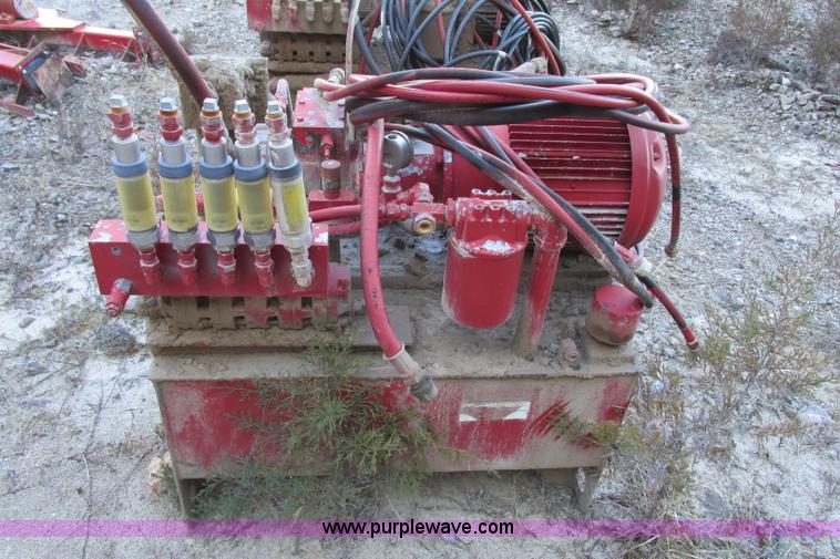 image for item F4756 Production Engineered Products hydraulic motor