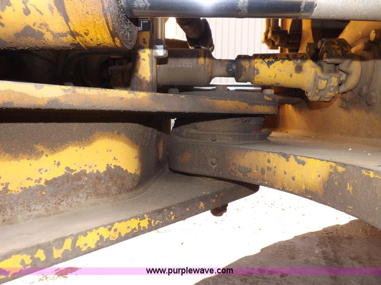 image for item F6426 1990 Michigan L140 wheel loader