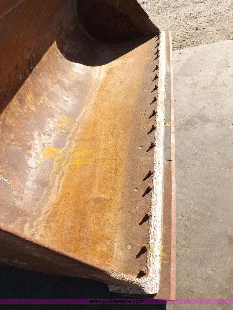 image for item F6426 1990 Michigan L140 wheel loader