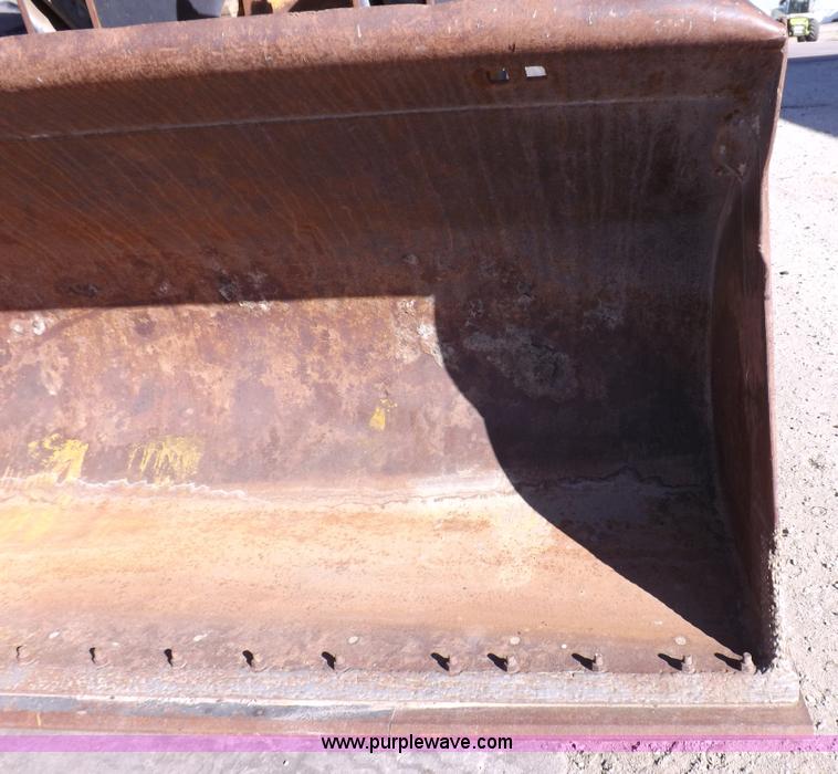 image for item F6426 1990 Michigan L140 wheel loader