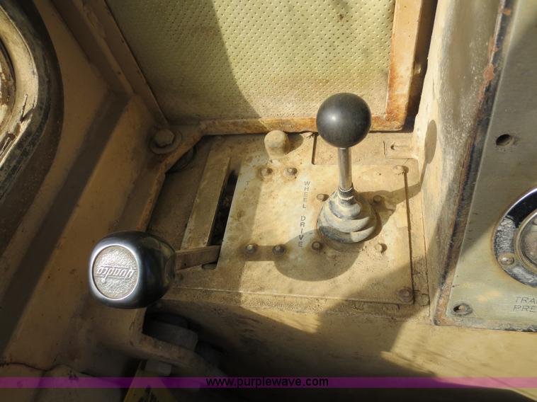 image for item F6594 2000 Tesmec TRS 900SLO DG chain trencher