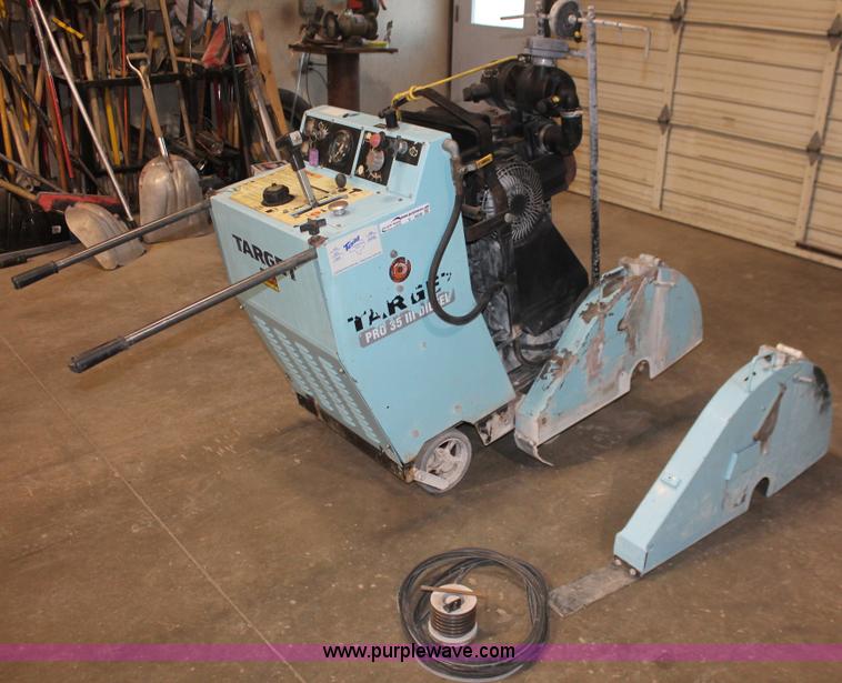 image for item V9036 Target Pro 35 III concrete saw