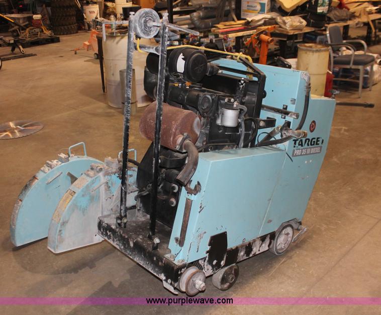 image for item V9036 Target Pro 35 III concrete saw