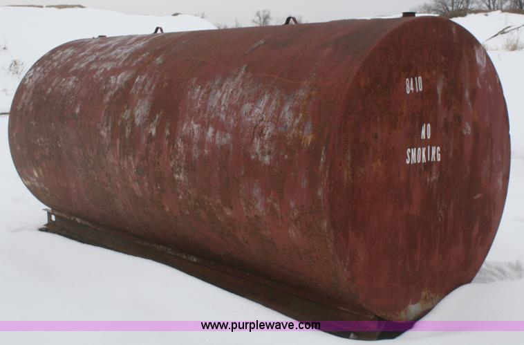 image for item V9521 1,500 gallon tank