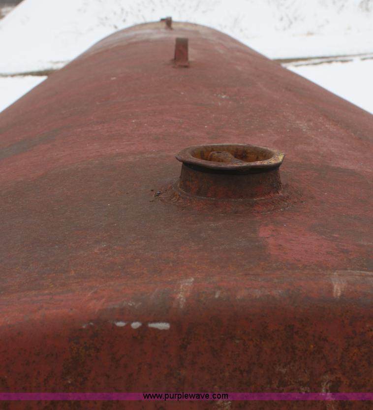 image for item V9521 1,500 gallon tank