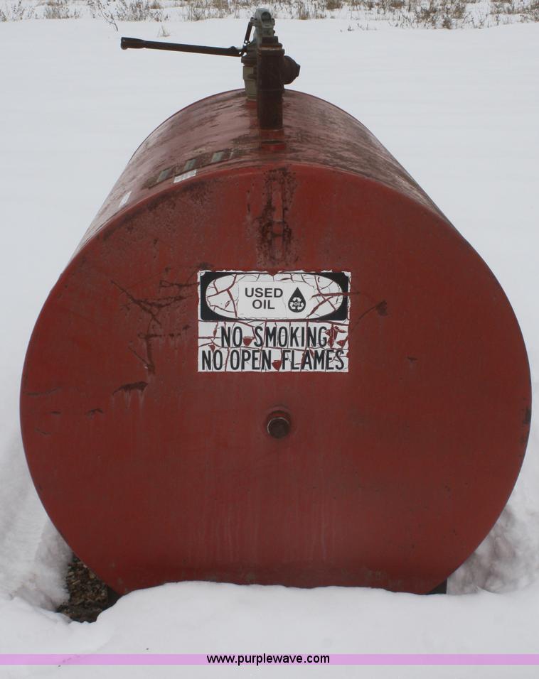 image for item V9522 500 gallon fuel tank