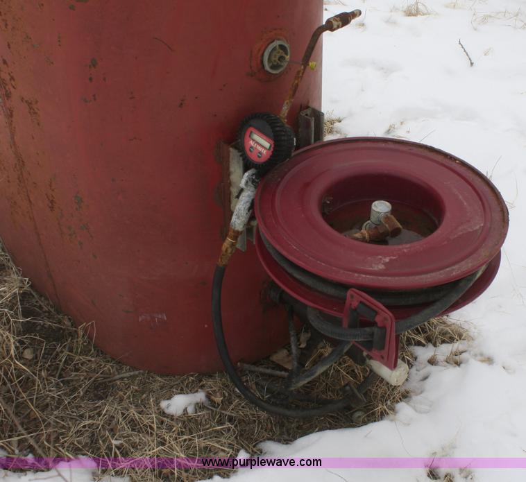 image for item V9523 200 gallon tank