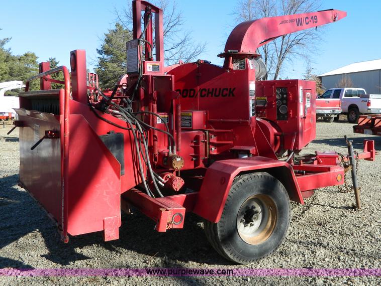 image for item Y9045 2000 Wood Chuck C-19 drum roller wood chipper