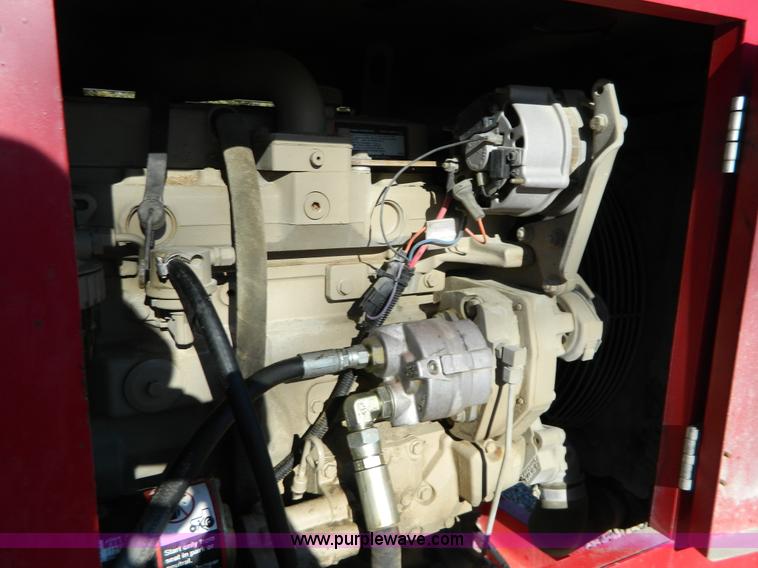 image for item Y9045 2000 Wood Chuck C-19 drum roller wood chipper