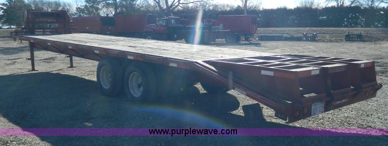 image for item Y9046 1998 Circle gooseneck trailer