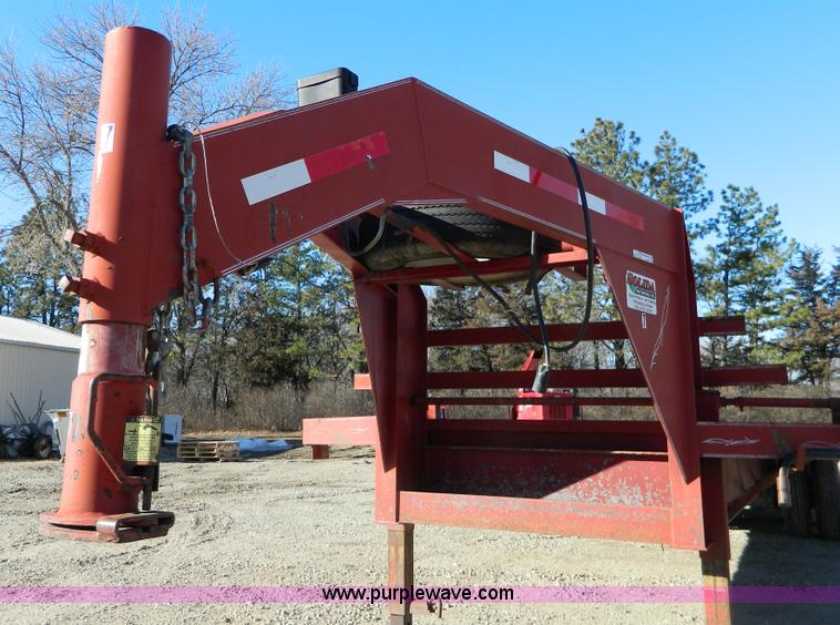 image for item Y9046 1998 Circle gooseneck trailer