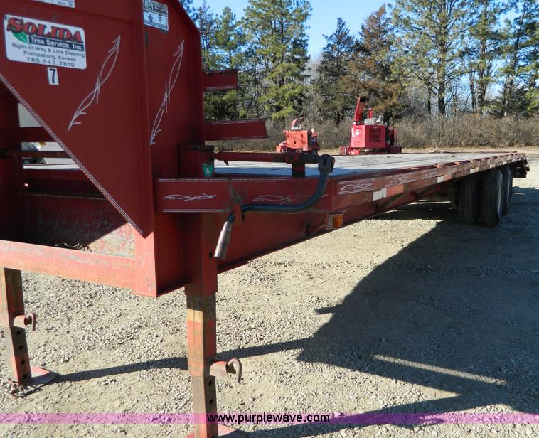 image for item Y9046 1998 Circle gooseneck trailer