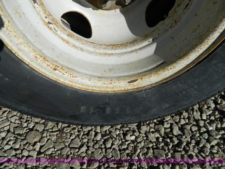 image for item Y9046 1998 Circle gooseneck trailer
