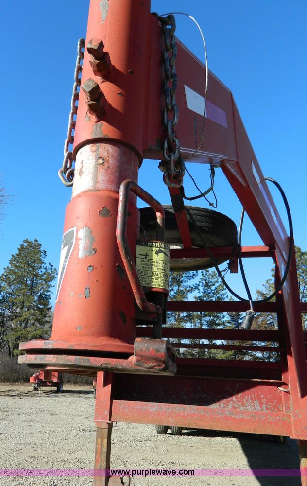 image for item Y9046 1998 Circle gooseneck trailer
