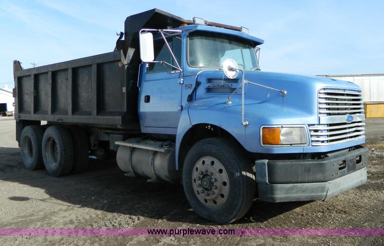 image for item Y9055 1993 Ford LTL 9000 Aero Max dump truck