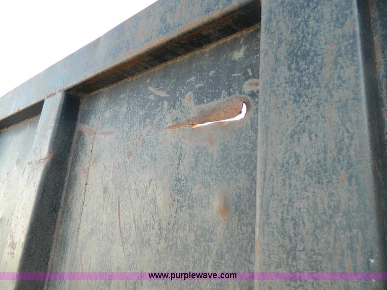 image for item Y9055 1993 Ford LTL 9000 Aero Max dump truck