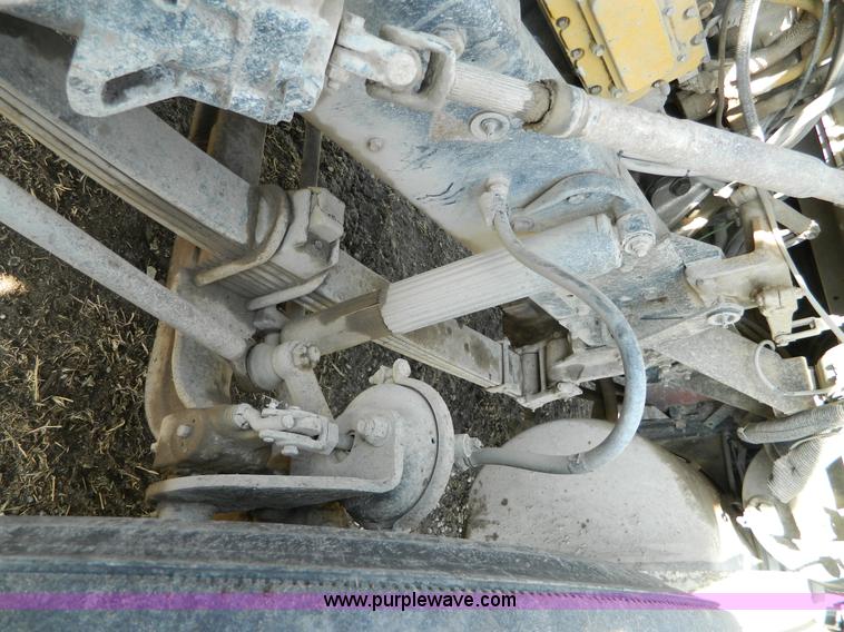 image for item Y9055 1993 Ford LTL 9000 Aero Max dump truck