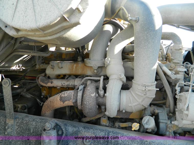 image for item Y9055 1993 Ford LTL 9000 Aero Max dump truck