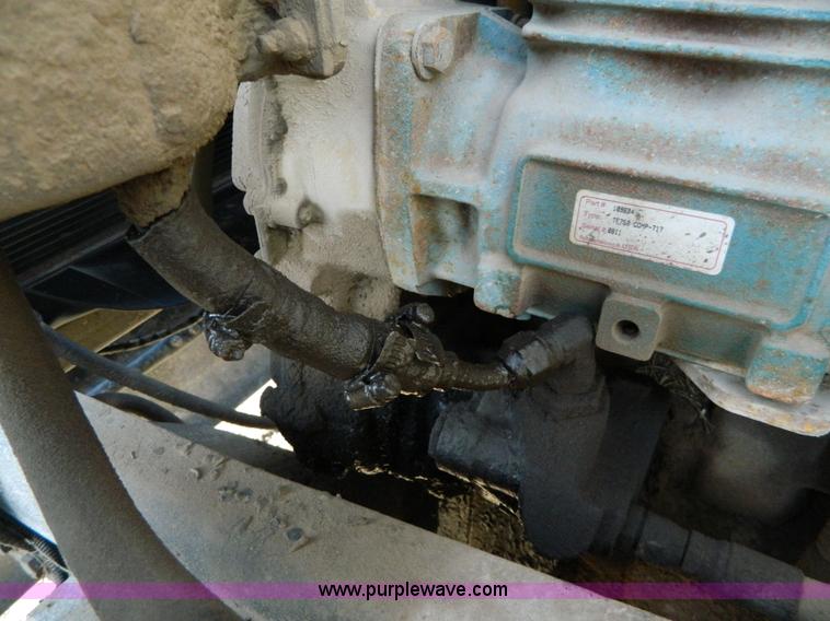 image for item Y9055 1993 Ford LTL 9000 Aero Max dump truck