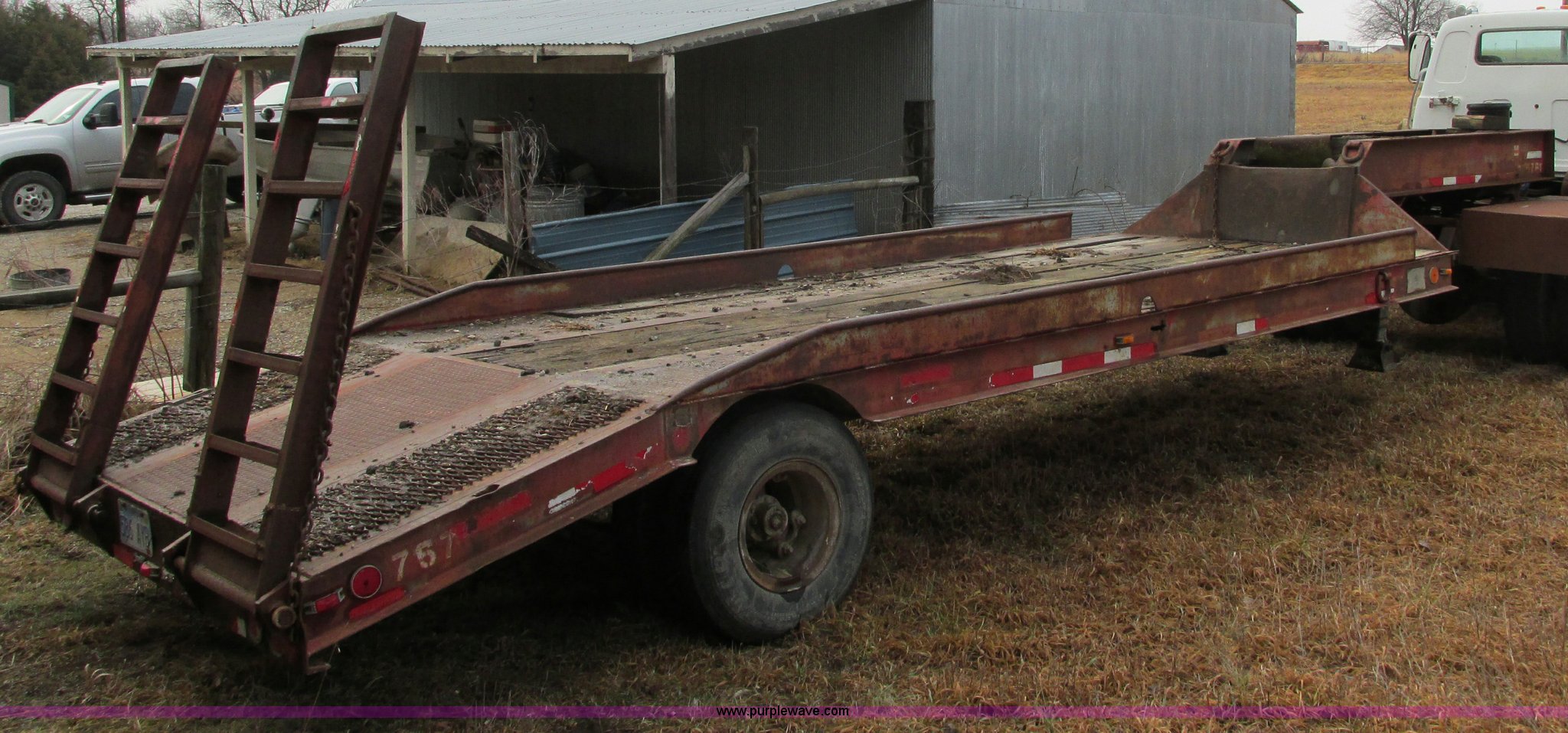 1982 Reid single axle lowboy trailer in KS Item F2873 sold