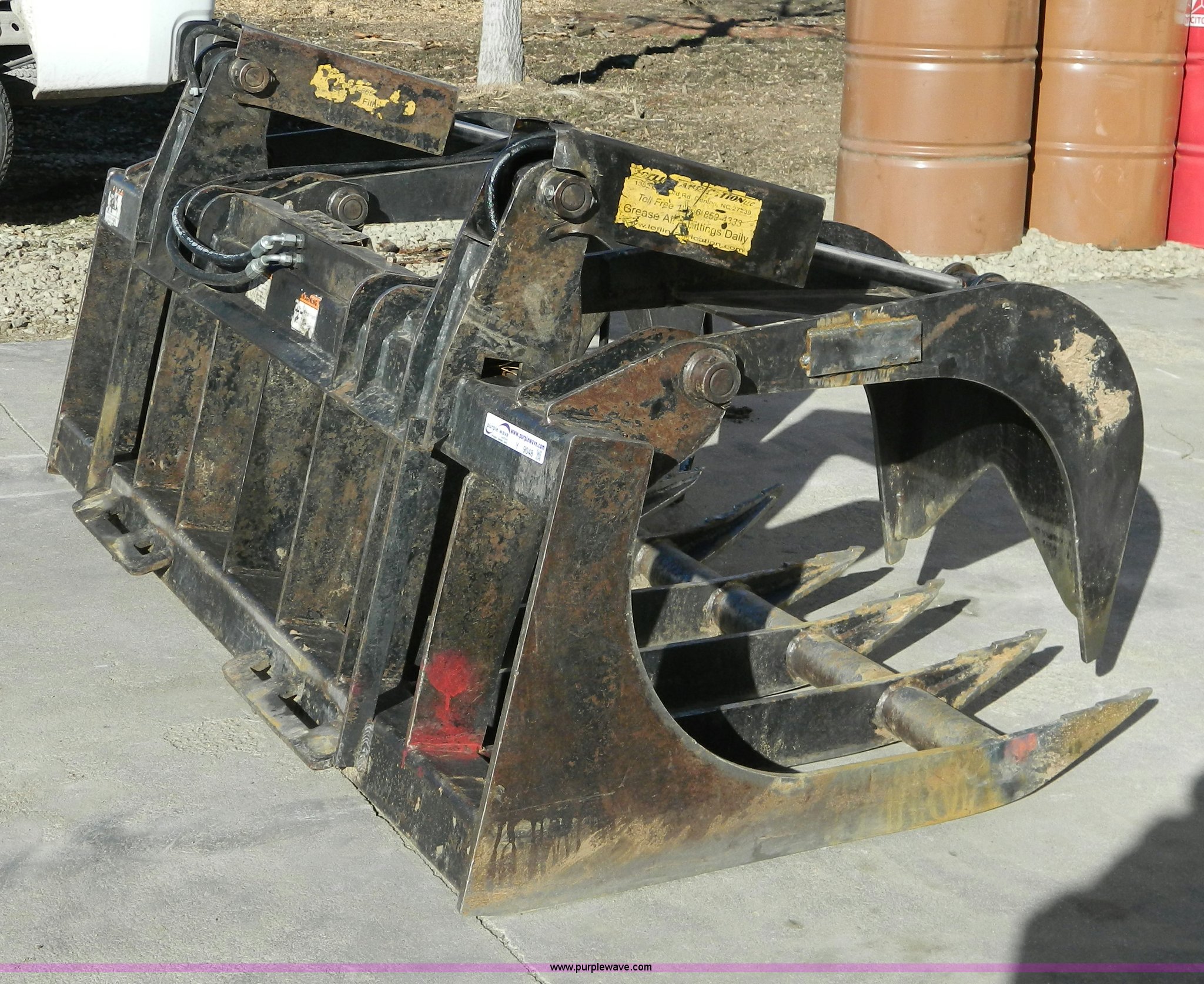 Skid steer grapple fork attachment in Phillipsburg, KS Item Y9048