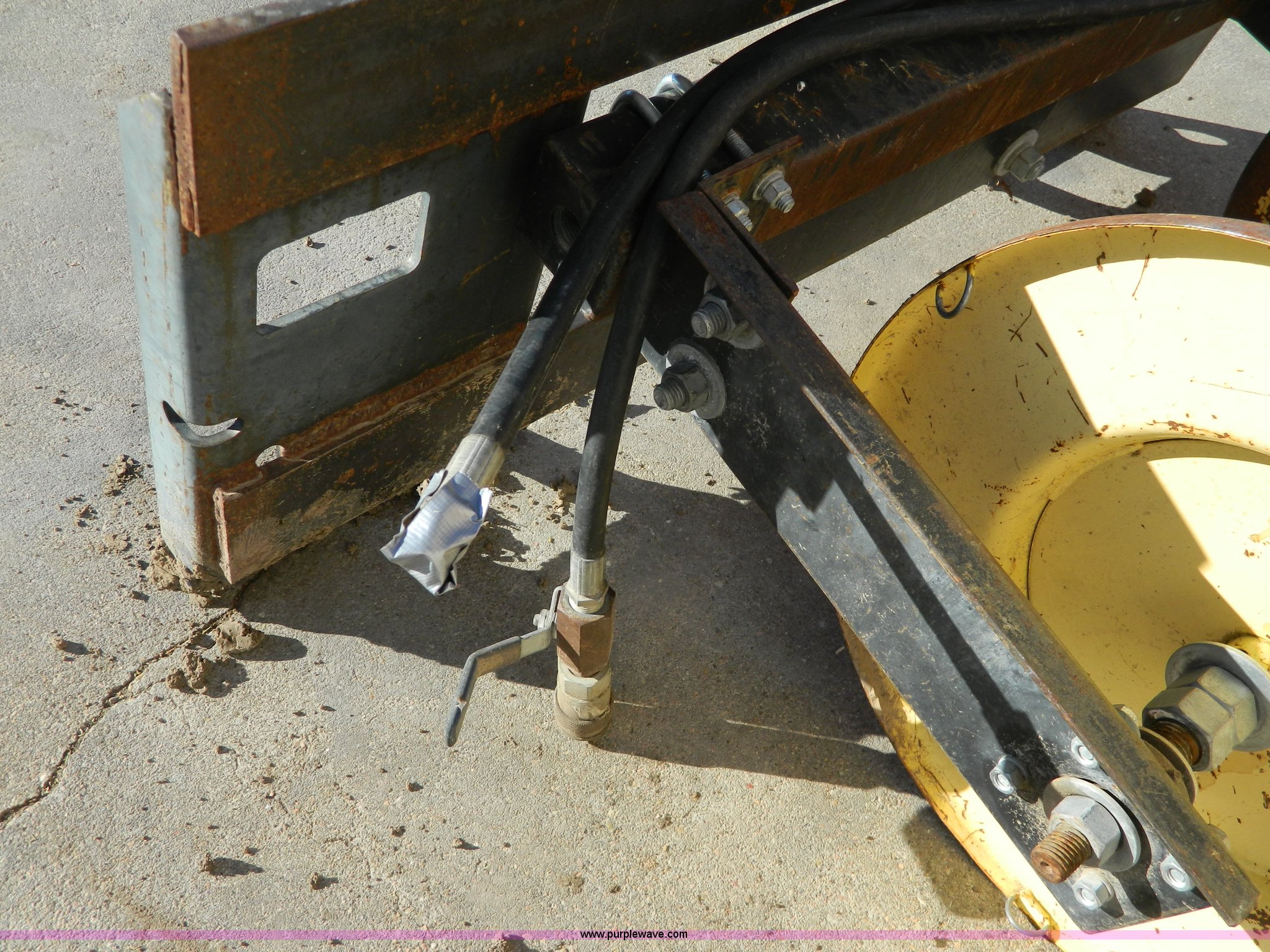 Skid steer wire roller attachment in Phillipsburg, KS Item Y9049 sold