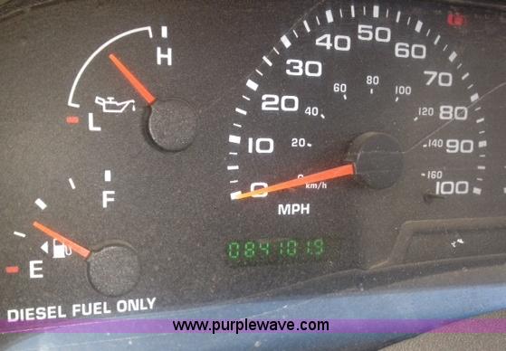 image for item B1869 2003 Ford F550 utility truck