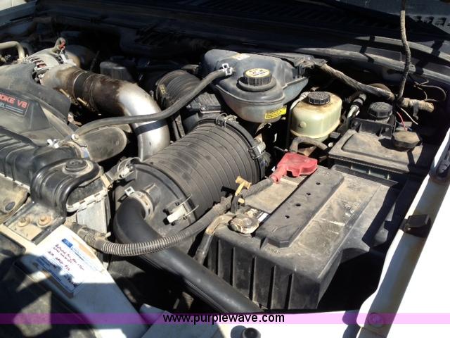 image for item B1869 2003 Ford F550 utility truck