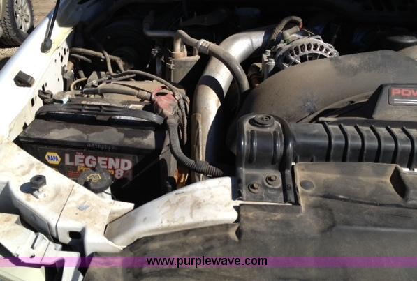 image for item B1869 2003 Ford F550 utility truck