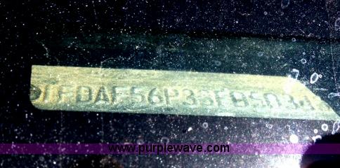 image for item B1869 2003 Ford F550 utility truck