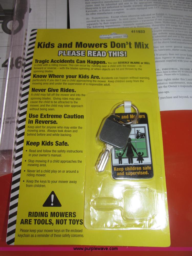 image for item B5414 2011 Husqvarna YTH21K46 lawn mower