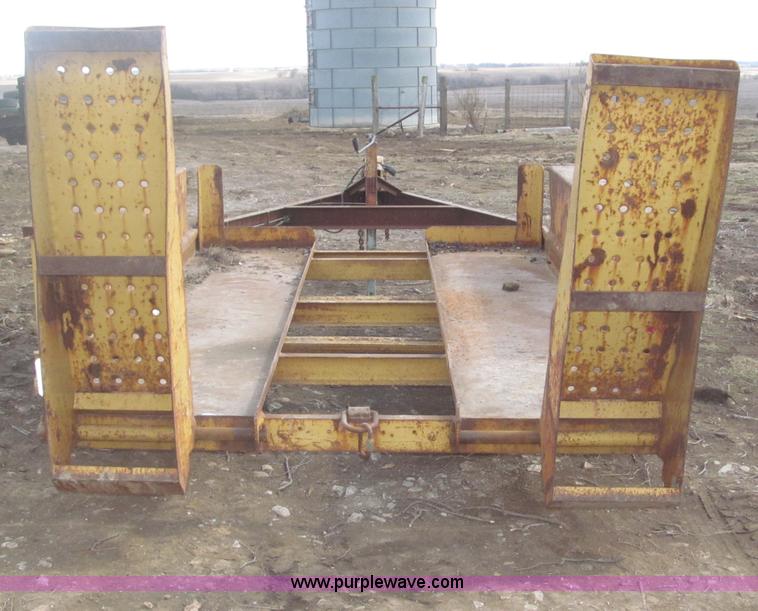 image for item B5415 1993 Belshe BC-2 tandem axle trailer