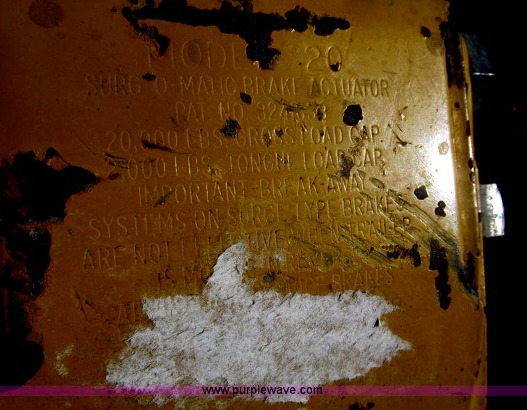 image for item B5415 1993 Belshe BC-2 tandem axle trailer